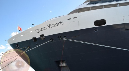 Queen Victoria-001