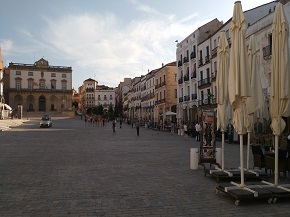 Caceres-000